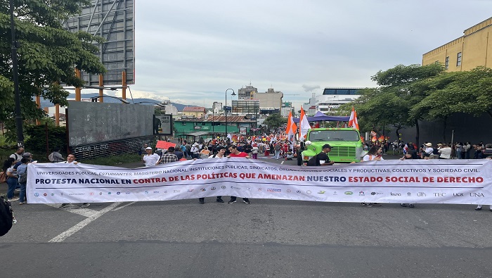 El Frente Nacional de Lucha ha denunciado que las políticas y decisiones del actual Gobierno de Costa Rica han beneficiado únicamente a los grandes grupos económicos, en detrimento del pueblo.