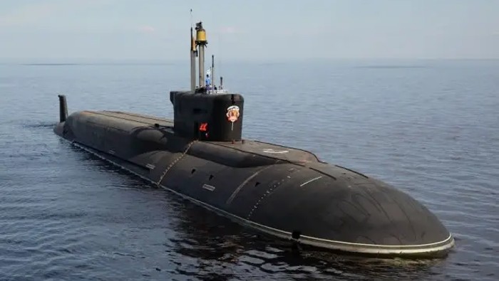 Estos submarinos nucleares pertenecen a la cuarta generación y forman parte de las fuerzas submarinas de las Flotas del Norte y del Pacífico.