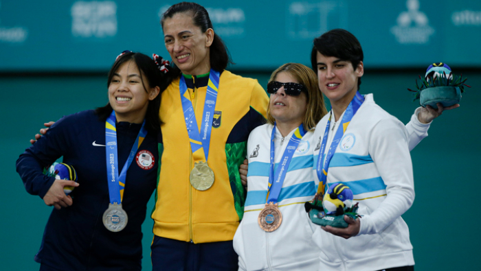 Brasil consolidó el domingo su dominio en la natación de Santiago-2023, cerró la jornada con ocho nuevas medallas de oro.