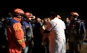 Más de 500 rescatistas se trasladaron hacia el sitio del desastre con 88 camiones de bomberos.