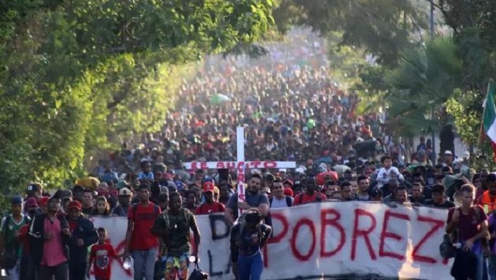 Los migrantes buscan ejercer presión para que les agilicen el trámite para poder cruzar todo México y así llegar a los Estados Unidos.