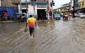 Según el Instituto Nacional de Defensa Civil las regiones de Ayacucho y Cuzco también cuenta con varias localidades en riesgo de alud por las lluvias. 