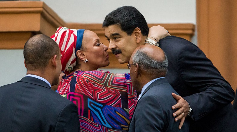 Tras el paso a la inmortalidad de Chávez, Piedad continuó su apoyo al Gobierno de Nicolás Maduro.