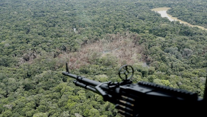 Combates entre el Gobierno colombiano y paramilitares se redujeron