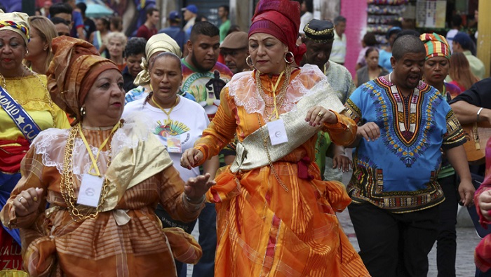 En Venezuela se llevan a cabo diversas actividades y eventos culturales, representando parte del legado histórico del país.