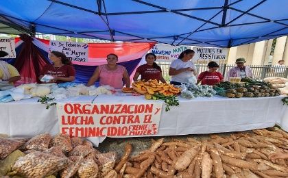 Mujeres paraguayas unidas contra el hambre y las violencias