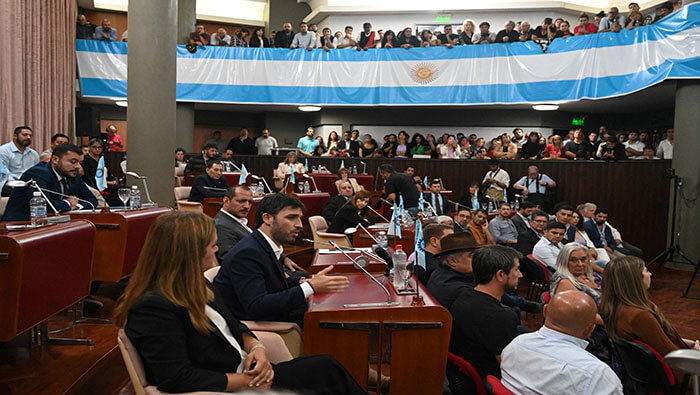 La acción del gobernador de Chubut, Ignacio Torre es uno de los tantos reclamos de las provincias hacia el presidente Javier Milei.