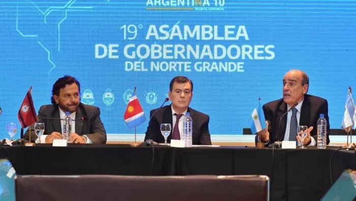 Desde su llegada al poder el pasado 10 de diciembre, el Gobierno que preside el ultraliberal Javier Milei ha protagonizado varias polémicas con distintos gobernadores provinciales argentinos.