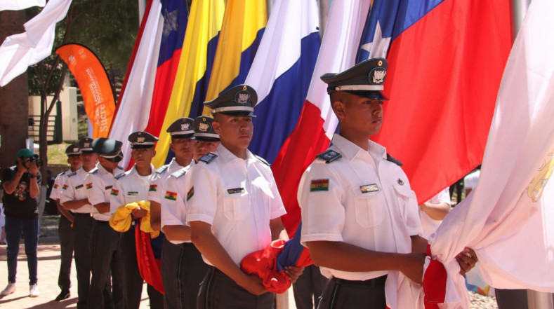 Durante la ceremonia se le dio la bienvenida a 7 naciones: Chile, Colombia, Ecuador, Panamá, Perú, Venezuela y Bolivia, resplandeciendo entre ellas el tricolor nacional. 
