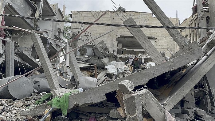 Fueron bombardeadas las regiones de al-Mughraqa, al-Zahraa y las afueras del campo de Nuseirat en el centro de la Franja de Gaza.
