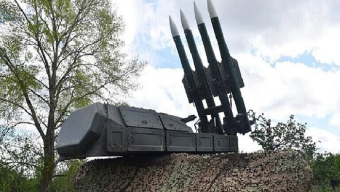 Asimismo describió que tres drones ucranianos resultaron demolidos por la defensa rusa en la región de Bélgorod.